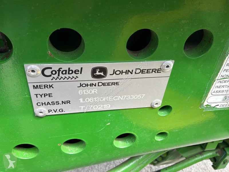 Lantbrukstraktor John Deere 6130R