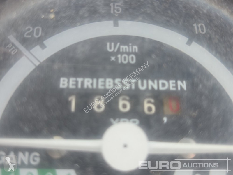 Lantbrukstraktor John Deere 2130