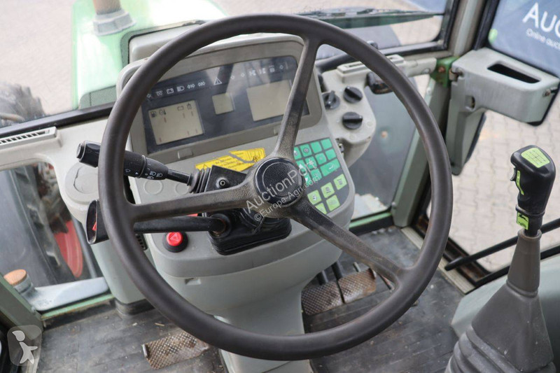 Lantbrukstraktor Fendt 818