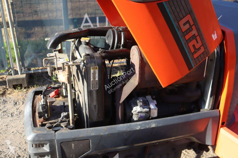جرار زراعي Kubota GT21