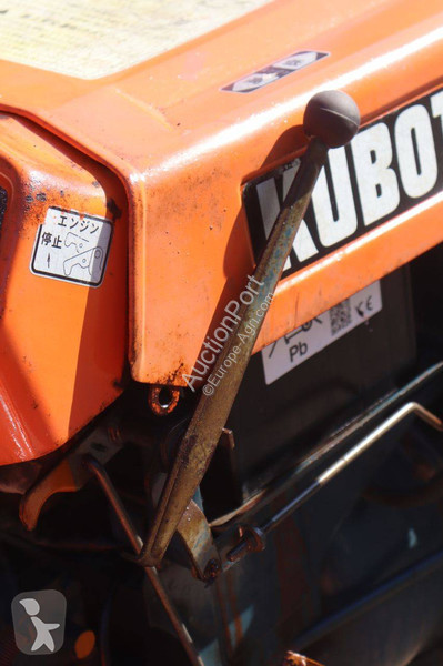 Tractor Kubota B7001