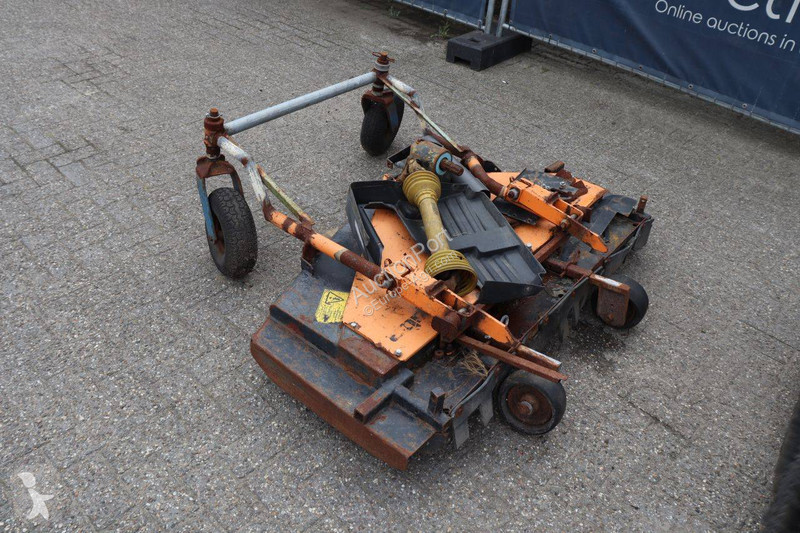 Tractor Agria 8300-D