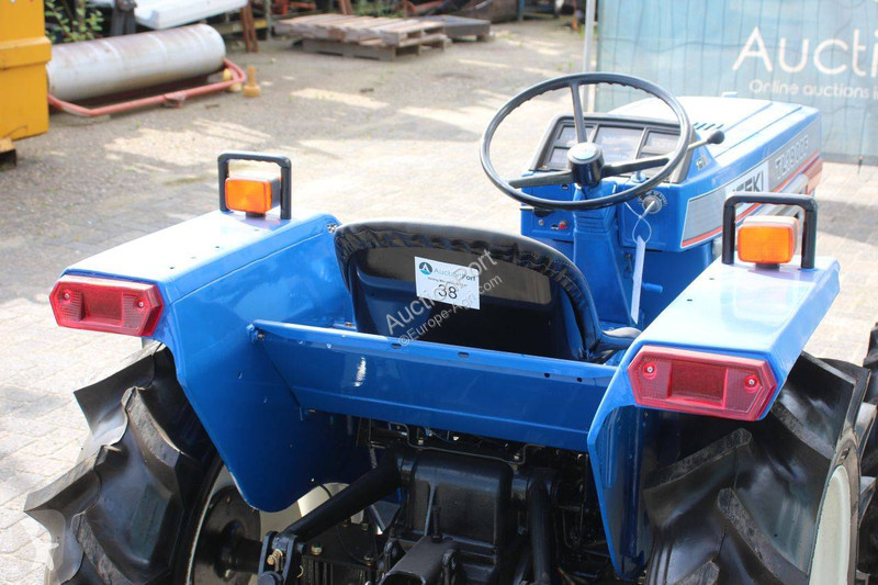 Сільськогосподарський трактор Iseki TL1900F