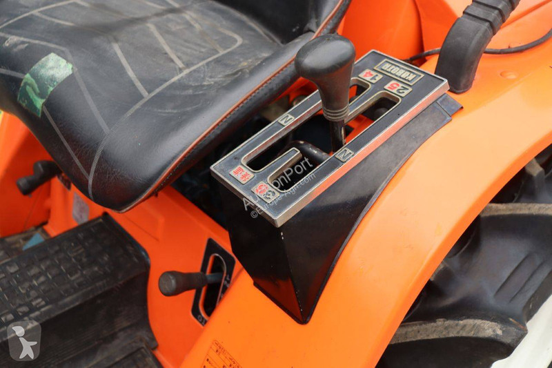 Сільськогосподарський трактор Kubota B1-14 Bulltra