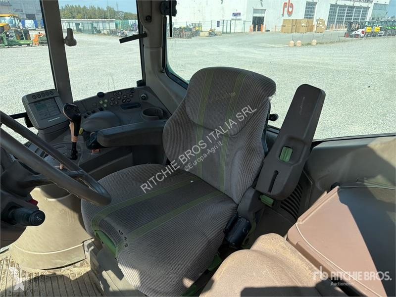 Tractor John Deere 6830 4WD Tractor