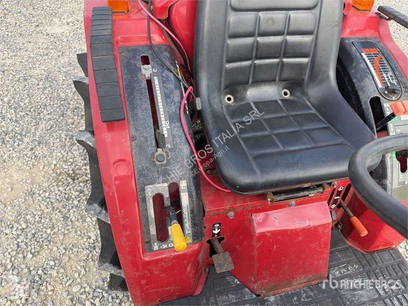 Tractor Mitsubishi MT 205 Mini 4WD Tractor