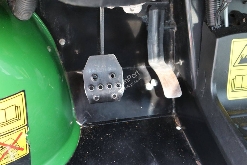Ciągnik John Deere Gator 855D