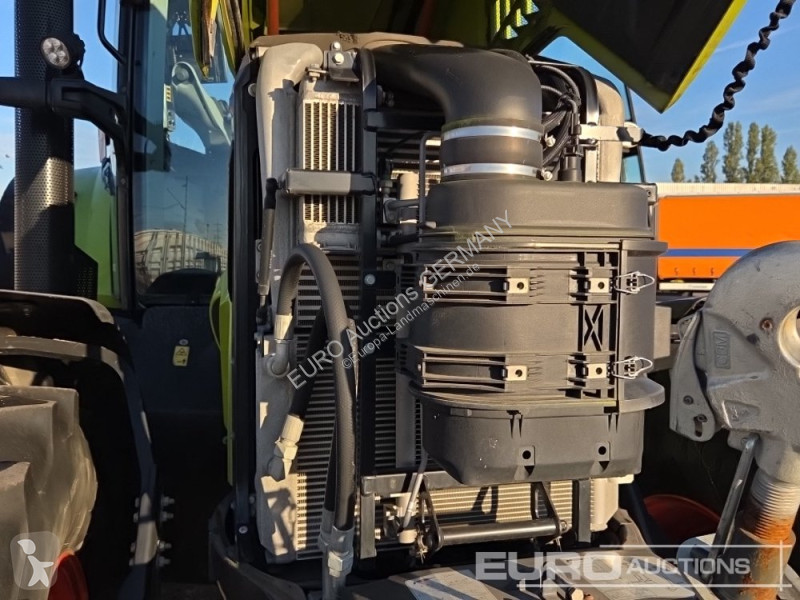 Tracteur agricole Claas Axion 810 CMATIC