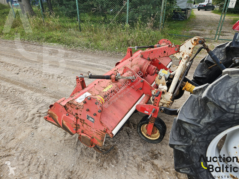 Zemědělský traktor Iseki Geas 33