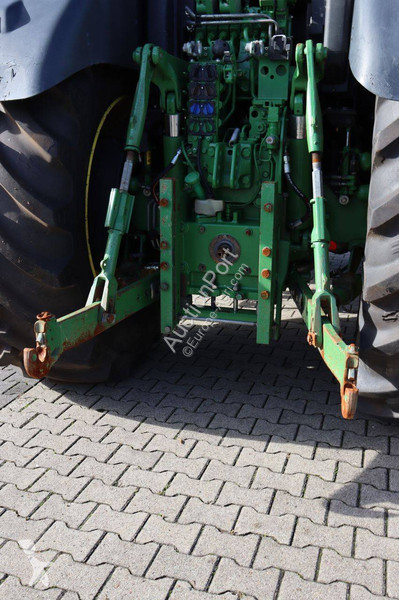 Zemědělský traktor John Deere 6195R