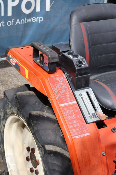 Tractor Yanmar F165D