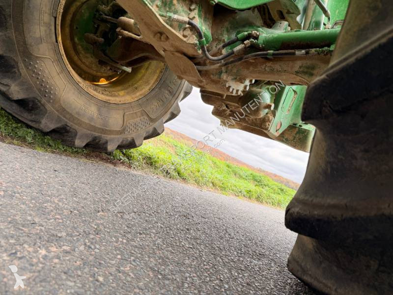 Lantbrukstraktor John Deere 7210R