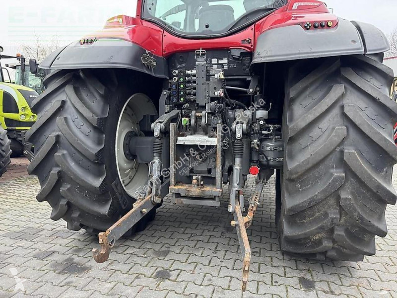 Valtra  t234 versu tractor