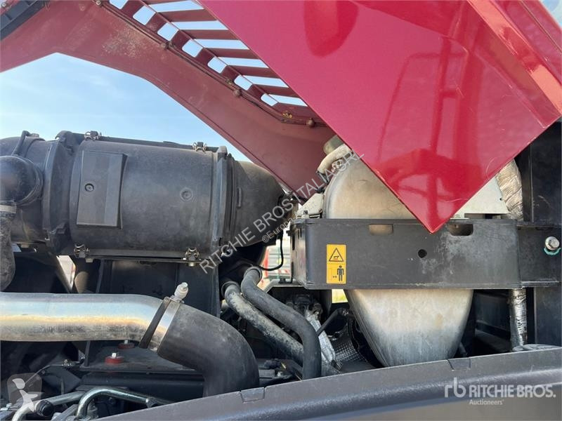 Tractor  X8.680 VT Drive