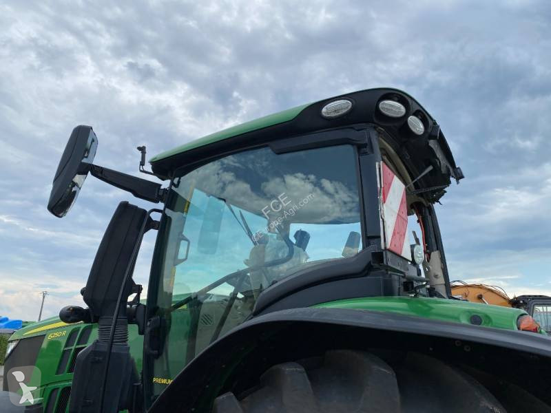 Lantbrukstraktor John Deere 6250R Premium...
