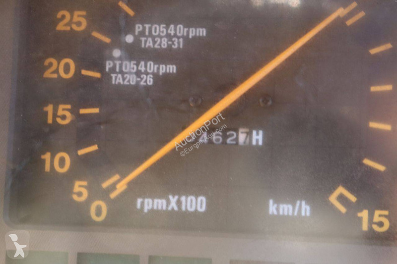 جرار زراعي Iseki TA270F