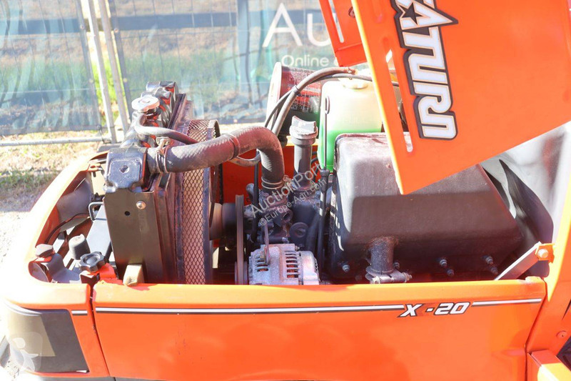 Tractor Kubota X-20
