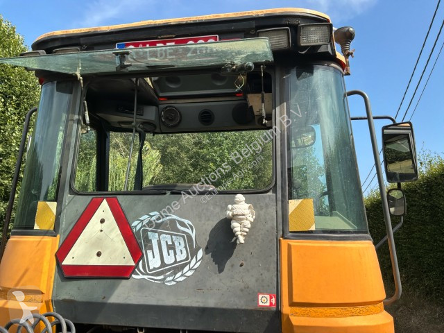 جرار زراعي JCB Fastrack 155-65