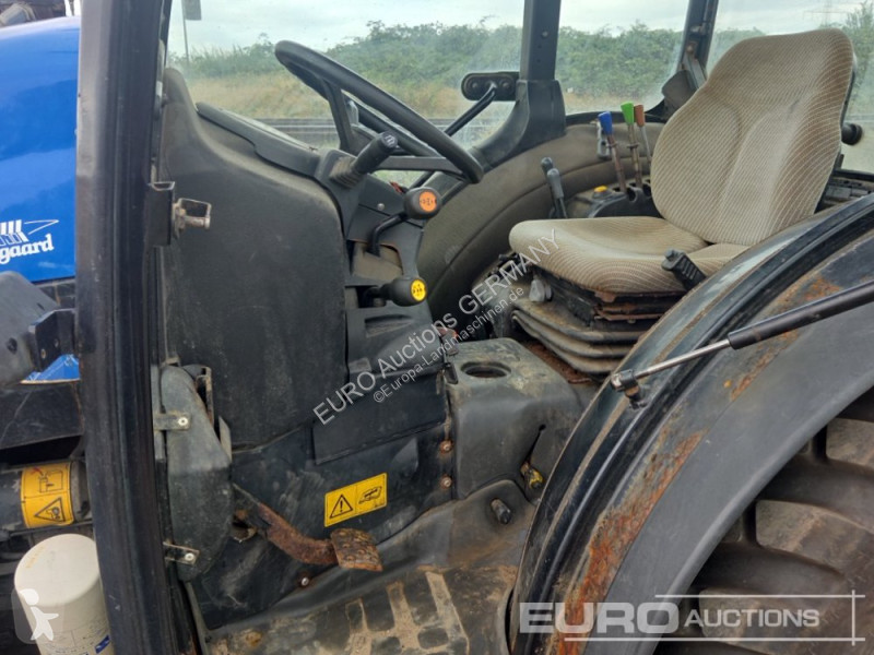 Сільськогосподарський трактор New Holland TCE55