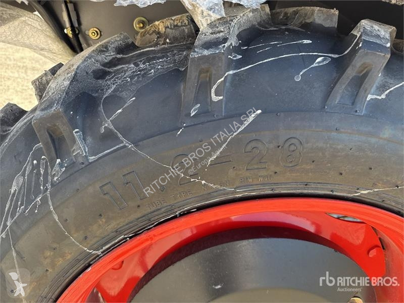 Сільськогосподарський трактор  TT604 4WD...