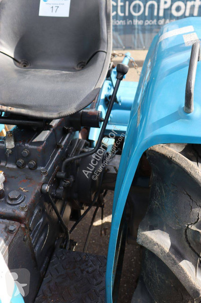 Tractor agrícola Mitsubishi D2050