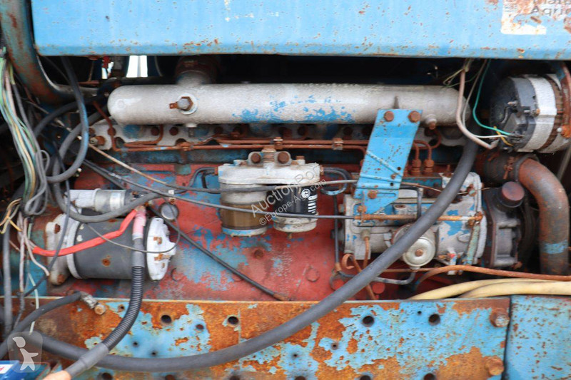Tractor agrícola Ford TW-10