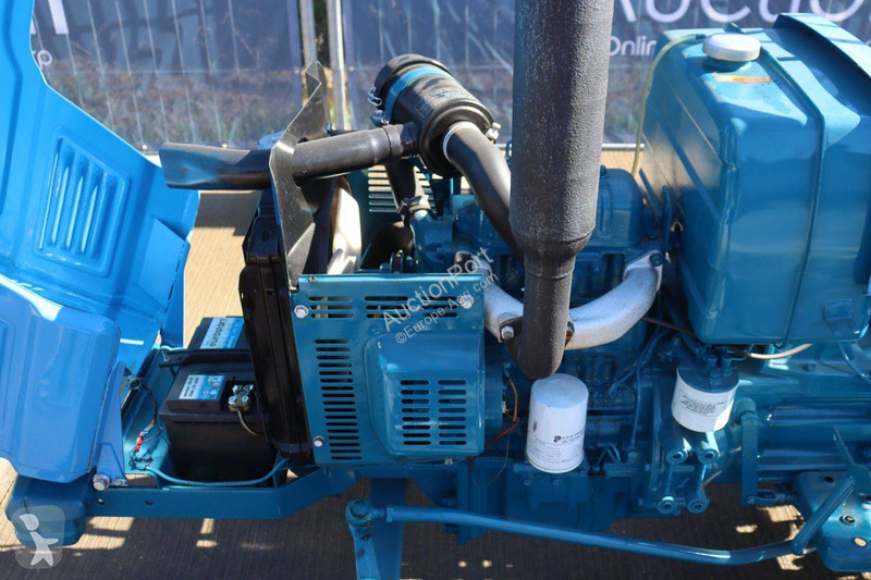 Tractor agrícola Hinomoto E18