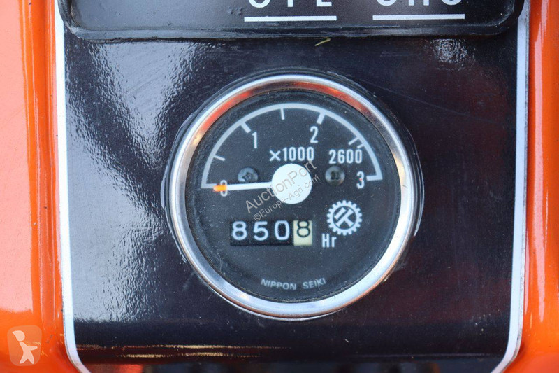 Tractor agrícola Kubota B1702DT