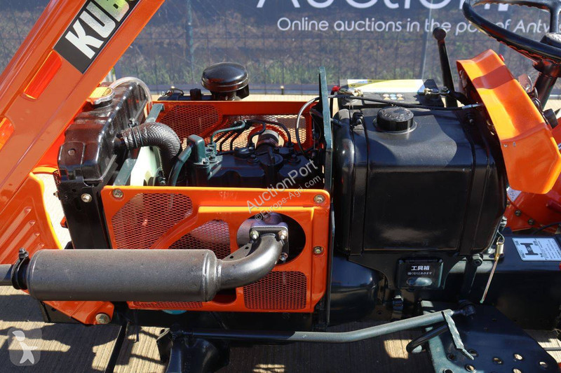 Tractor agrícola Kubota B7001DT