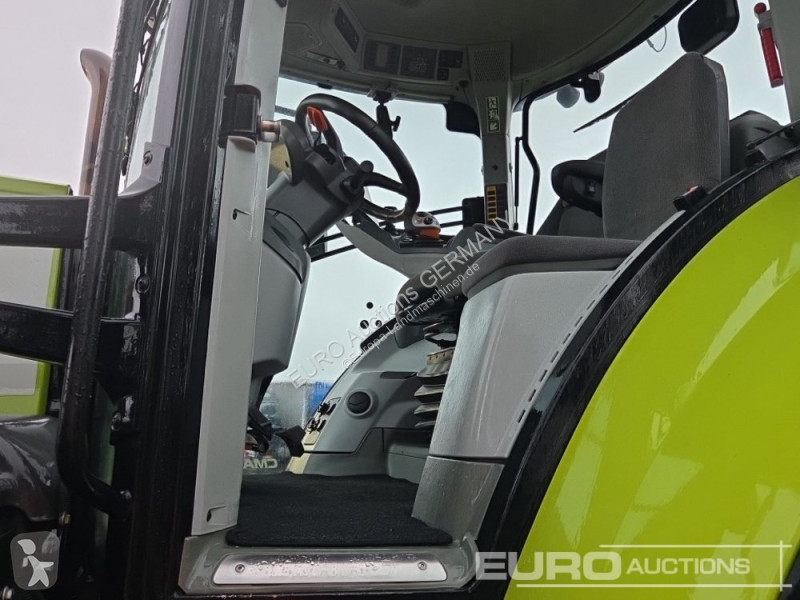 Tracteur agricole Claas Axion 960 CMATIC