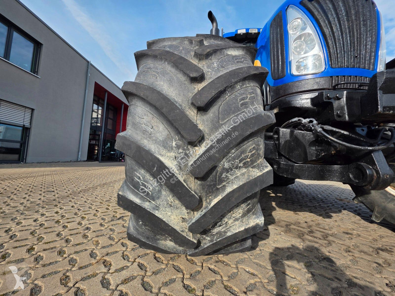 Tracteur agricole New Holland TG 230