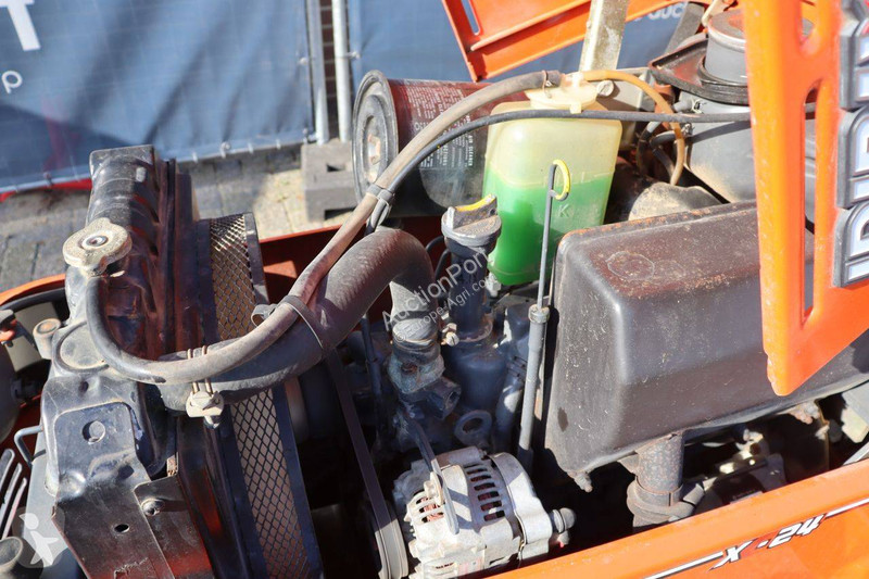 Tracteur agricole Kubota Saturn X-24