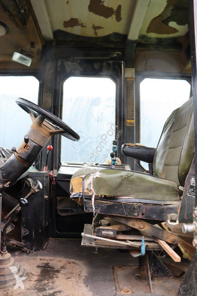 Zemědělský traktor  Bearcat PT225