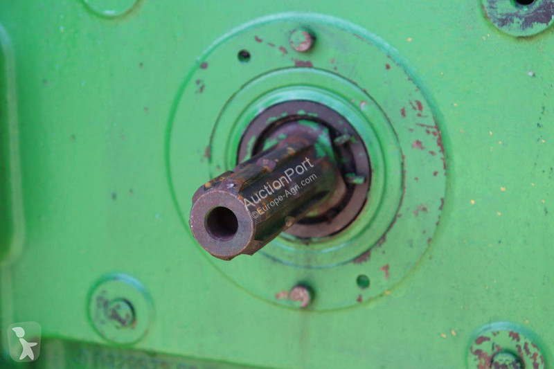 Zemědělský traktor John Deere 6170 R