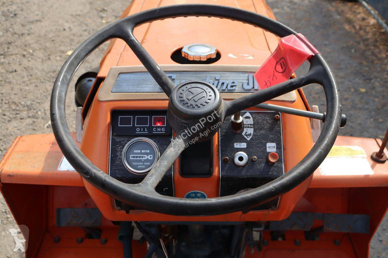 Tractor agrícola Kubota B1402-M