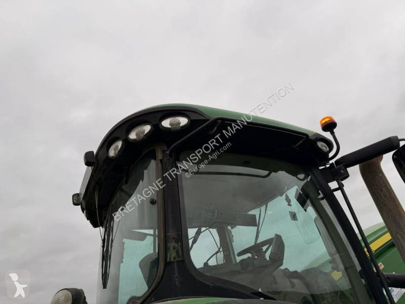 Lantbrukstraktor John Deere 7210R