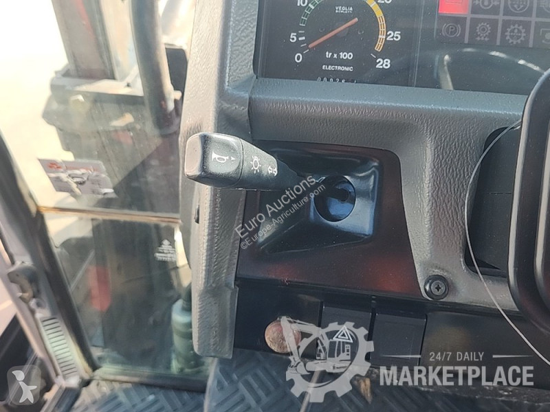 Сільськогосподарський трактор Massey Ferguson 3060