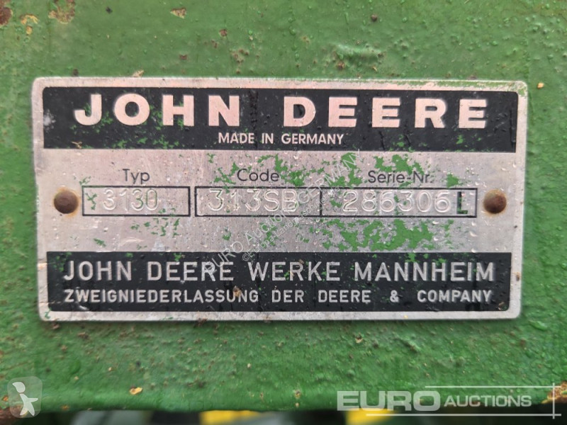 Сільськогосподарський трактор John Deere 3130