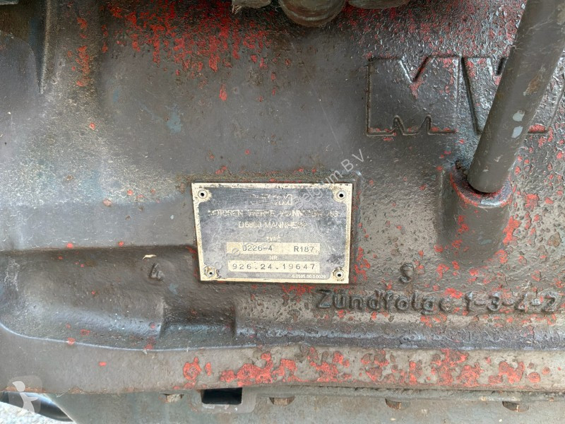 Lantbrukstraktor Renault 75 12 RS