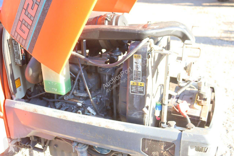 جرار زراعي Kubota GT21