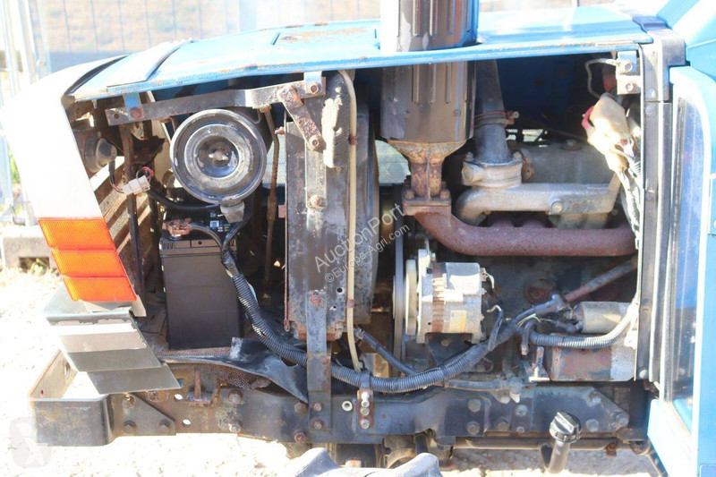 جرار زراعي Iseki TA270F