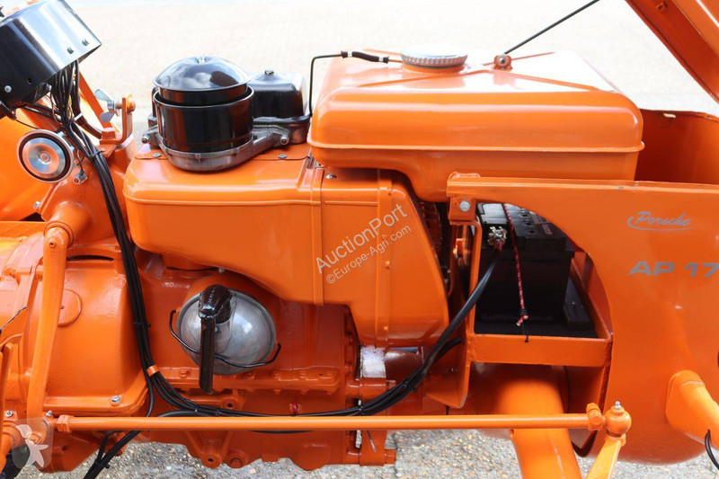 Tractor  AP 17