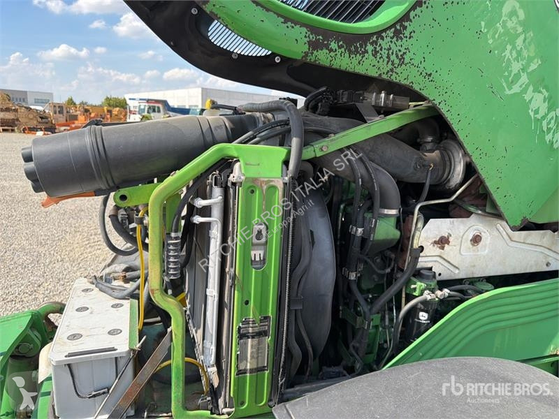 Tractor John Deere 6930 4WD Tractor