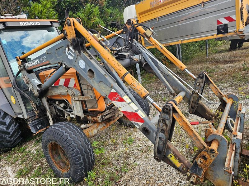 Tractor Renault R3143