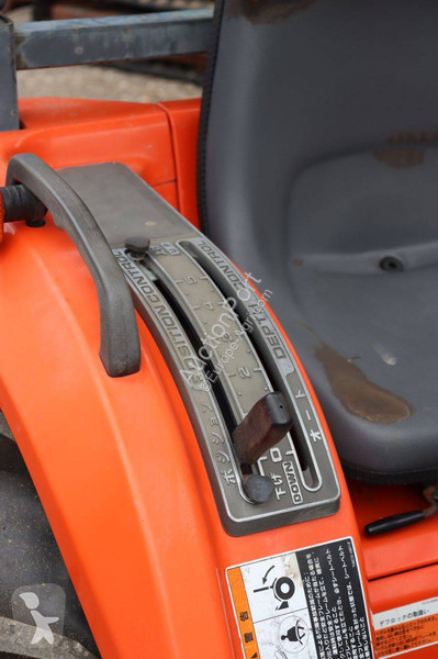 Kubota GT-5 tractor