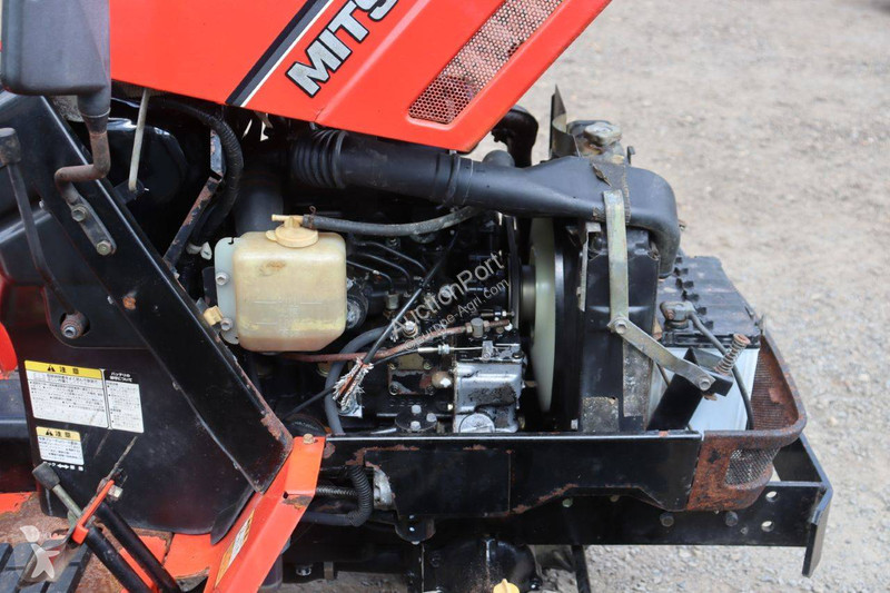 Mitsubishi MT15F tractor