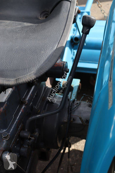 Tractor agrícola Mitsubishi D2050