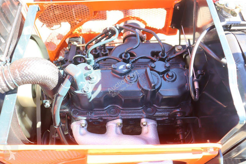 Tractor agrícola Kubota B7001DT