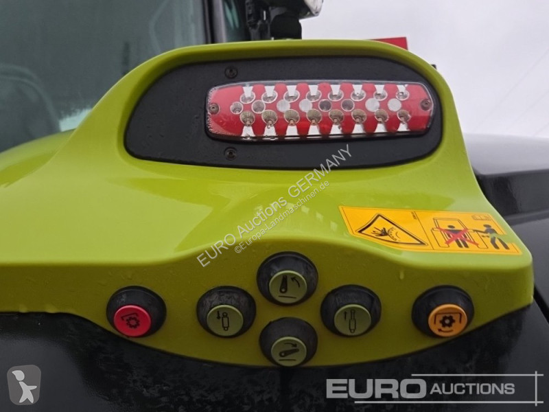 Tracteur agricole Claas Axion 870 CMATIC