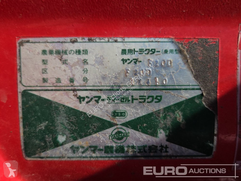 Tractor Yanmar F20D